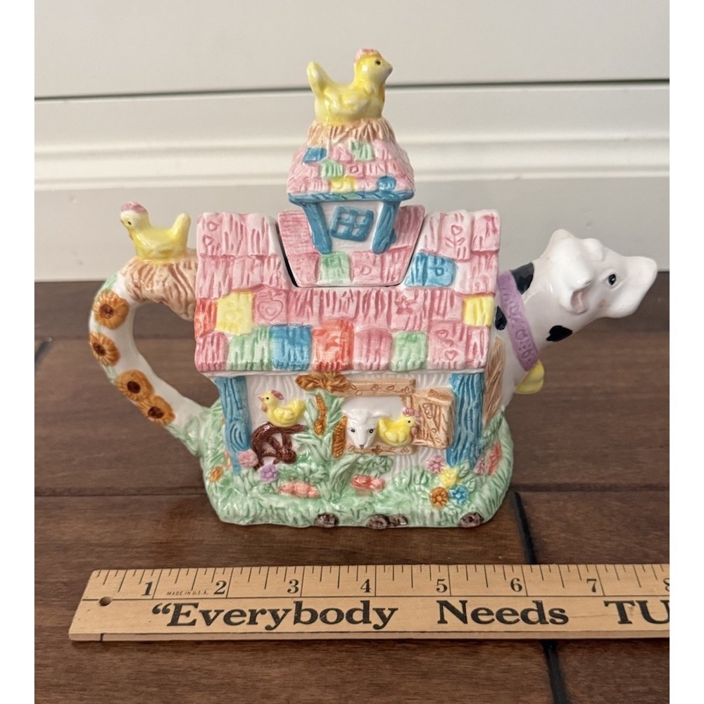 Vintage 1994 MERCURIES Farmhouse Tea Pot Pitcher Cow Chicken Farm Animals EUC